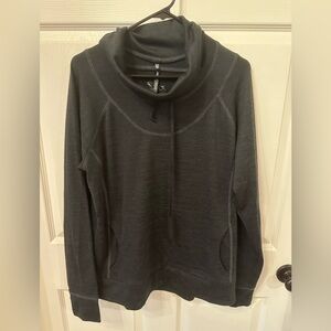 Kuhl sweater. SZ XL. Worn once